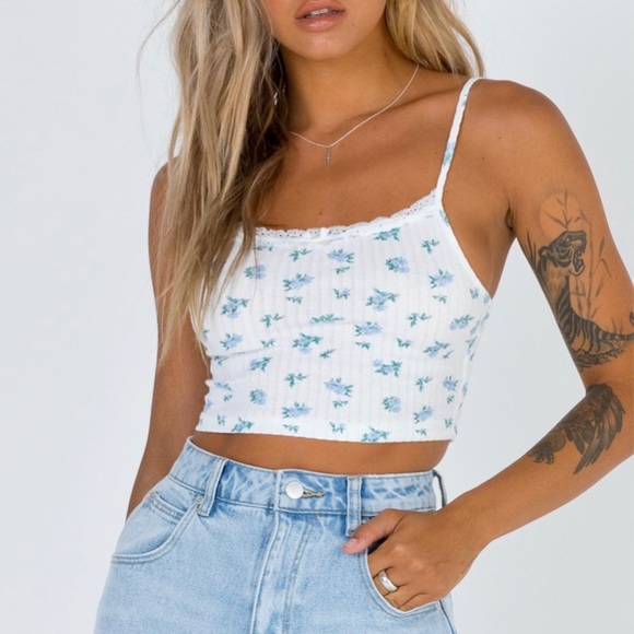 ISO : PRINCESS POLLY TOPS - Picture 2 of 6